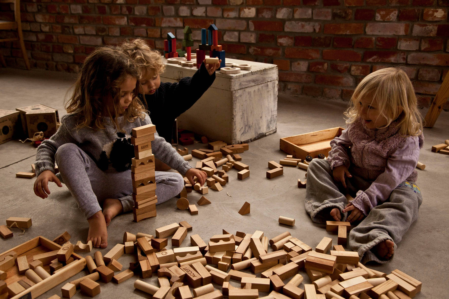 Wooden Story Natural Blocks in Tray - 30 pcs