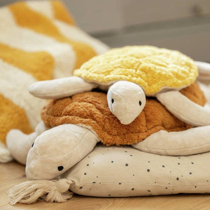 Senger Naturwelt Small Cuddly Turtle - Saffron
